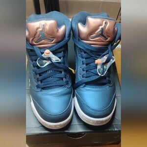 Nike Air Jordan 5 Retro (GS) 'Bronze' Blue Obsidian/ White Sneaker Size 5Y w/box